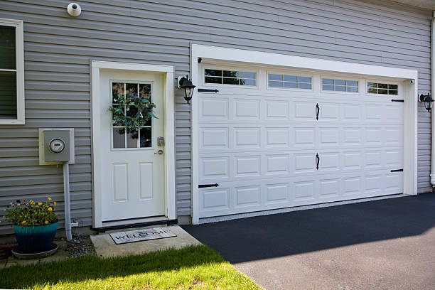 24/7 Emergency Garage Door Panel Replacement experts in Grant County County, ND